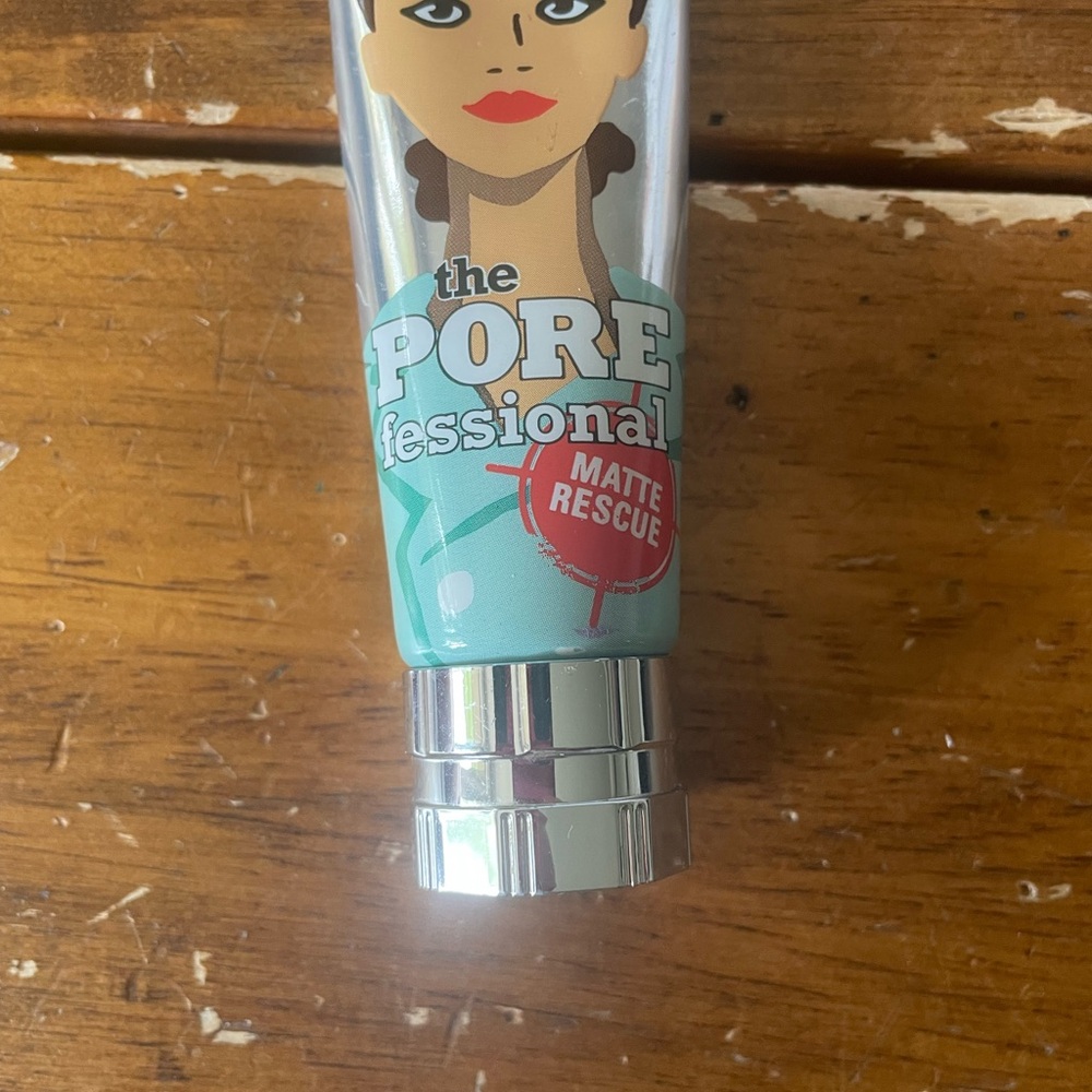 New Benefit The POREfessional Pore Minimizing Primer .75 oz./22ml - Picture 3 of 6